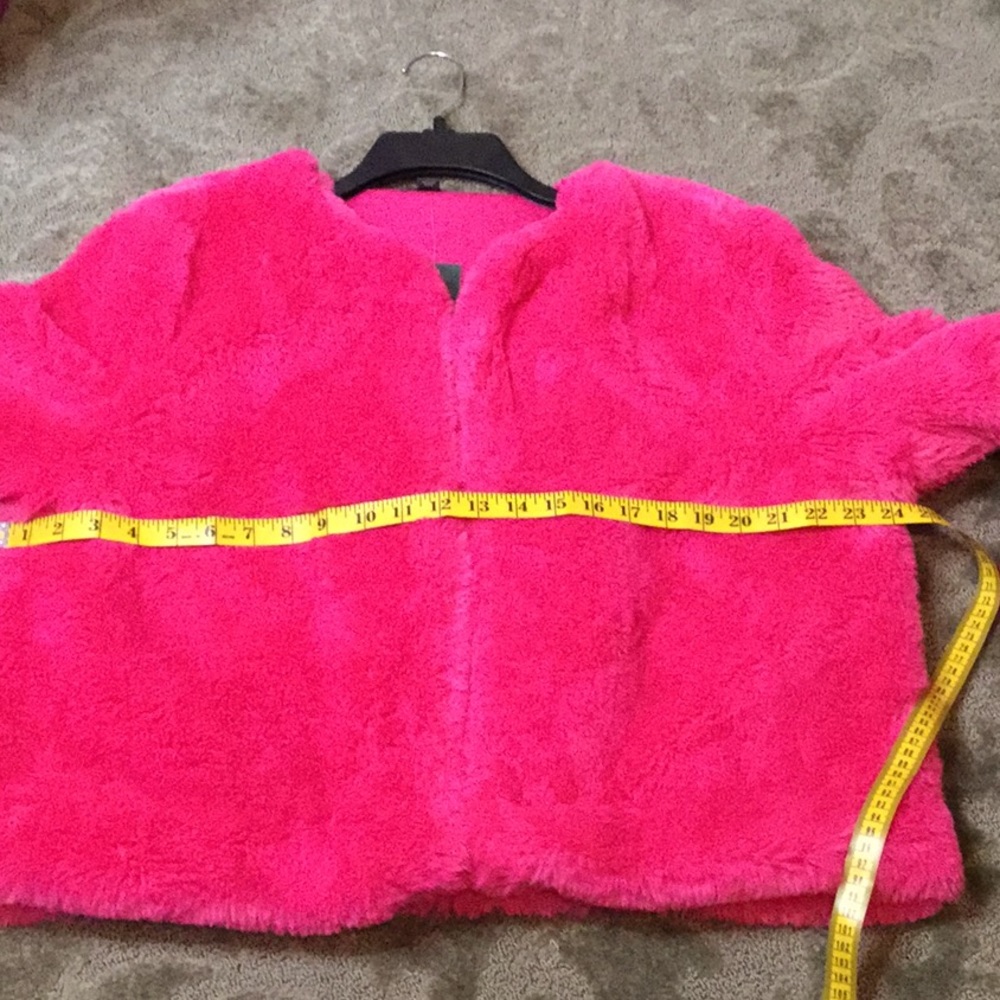 Coat - Picture 4 of 6